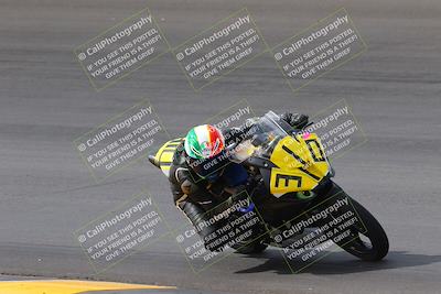 media/Oct-30-2022-CVMA (Sun) [[fb421c3cec]]/Race 6 500 Supersport-350 Supersport/